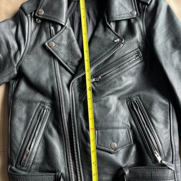 Women's Cowhide Leather Jacket - Picture 8 of 9